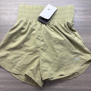 Nike One Women's Dri-FIT Ultra High-Waisted 3" Brief-Lined Running Shorts XS